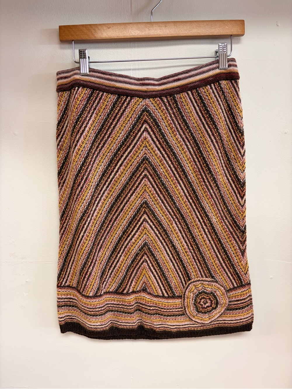 Y2K 2000’s Viola Striped Chevron Knit Pencil Skirt in Pink and Brown